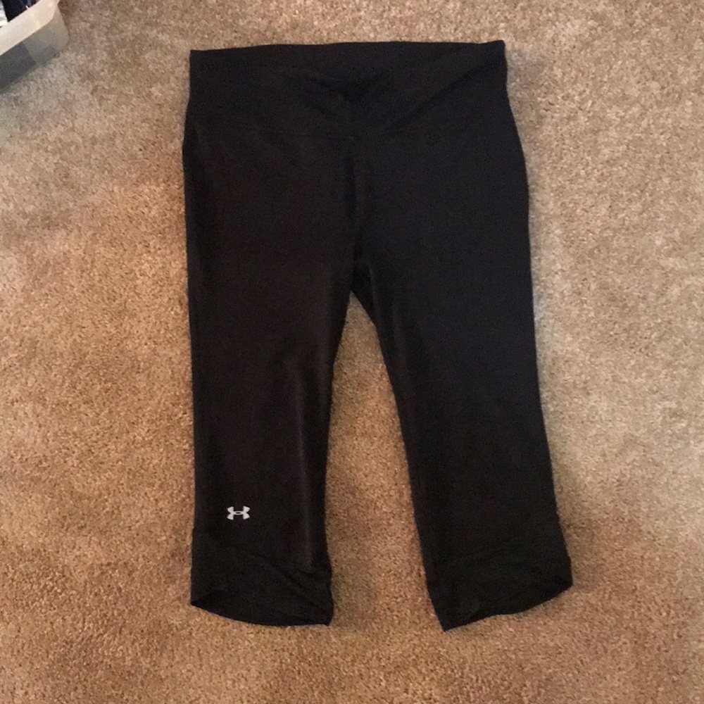 Black Capri leggings